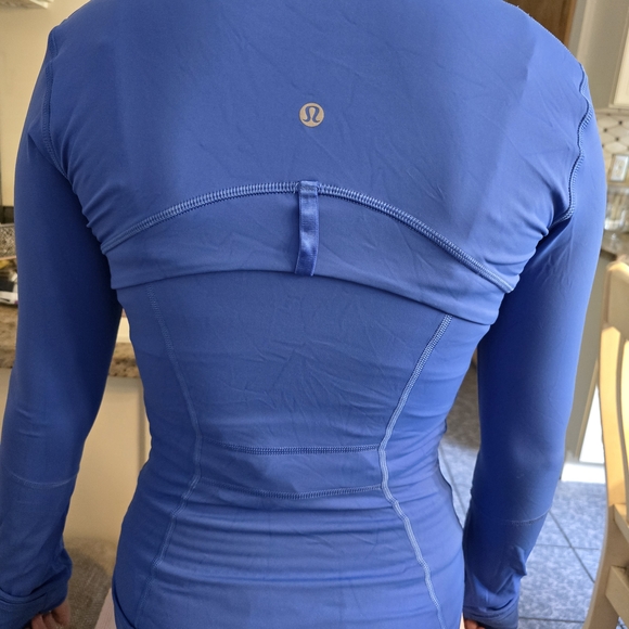 Size 0 Blue Lululemon Define Jacket - Picture 2 of 2